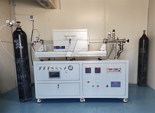 A commonly used 1200 degree small vacuum CVD tube furnace (click on the image to view product details)